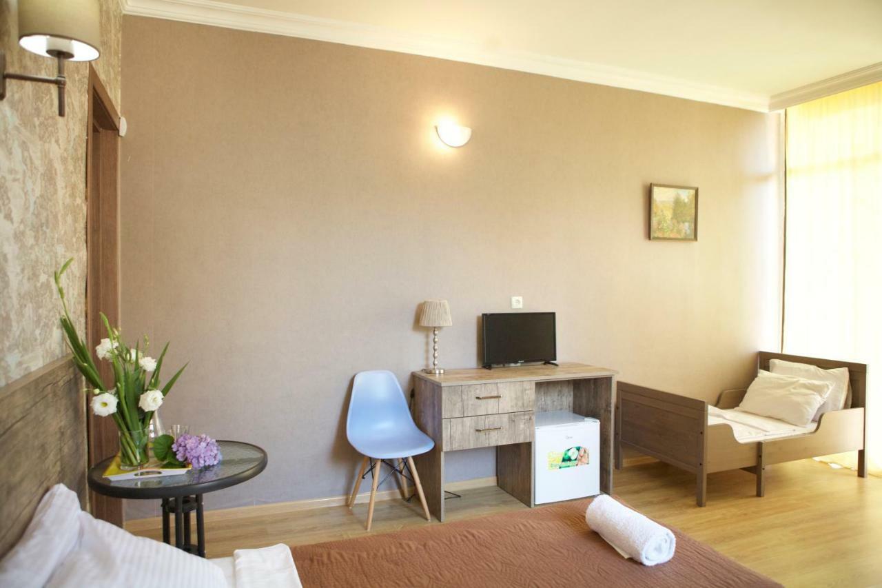 Terassa Hotel Кобулети Екстериор снимка